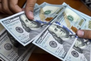 El dólar “tarjeta” ya supera los $1900: cómo impacta en los viajes al exterior
