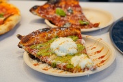 Como facturar cinco millones de dólares haciendo pizzas