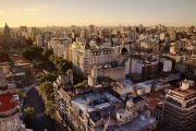 Créditos hipotecarios en CABA 2025: cuánto hay que ganar para comprar un departamento porteño de 2 ambientes